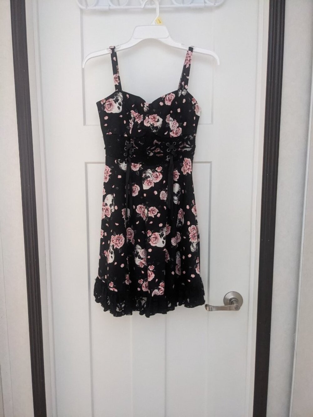 Skull rose dress - Picture 7 of 7